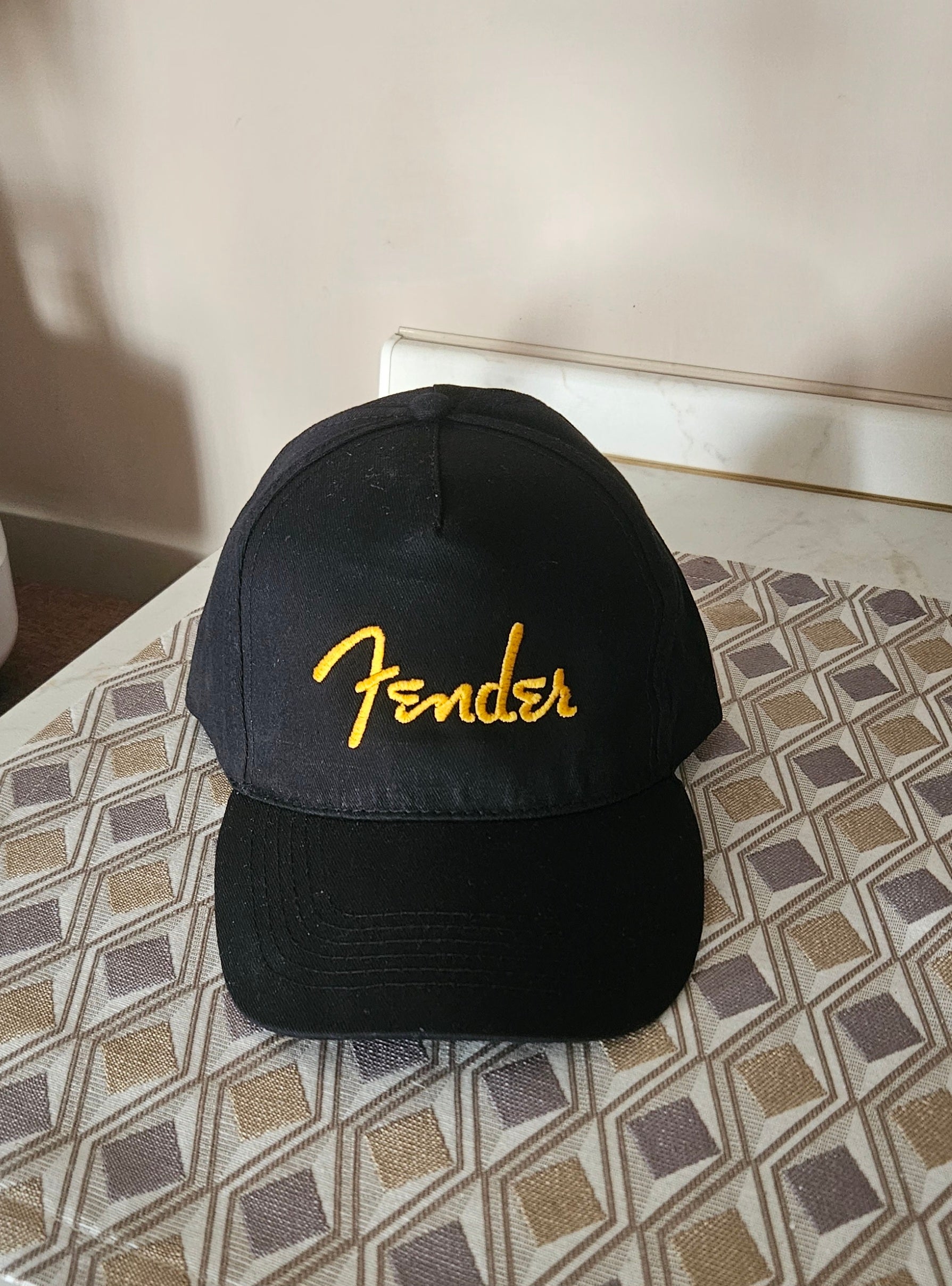 Cappellino Berretto Cappello Fender Stratocaster/Telecaster Ricamato!