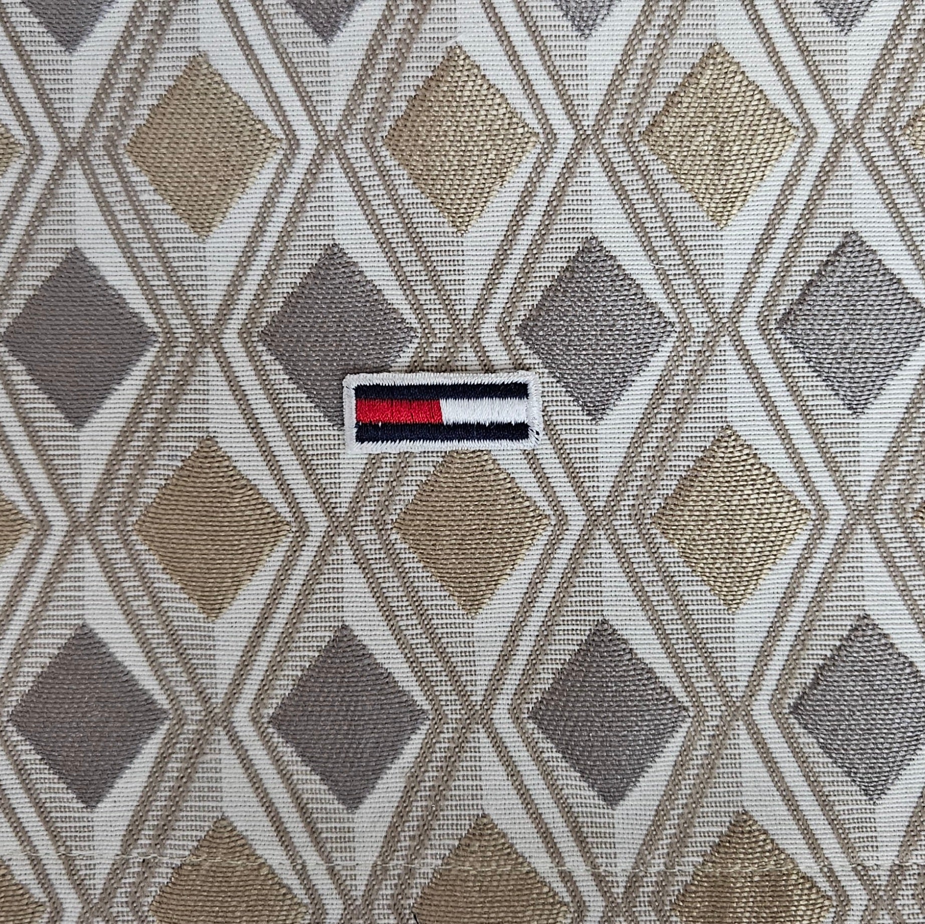 Parche Réplica Tommy Hilfiger 3x1cm Bordado Termoadhesivo y Cosido