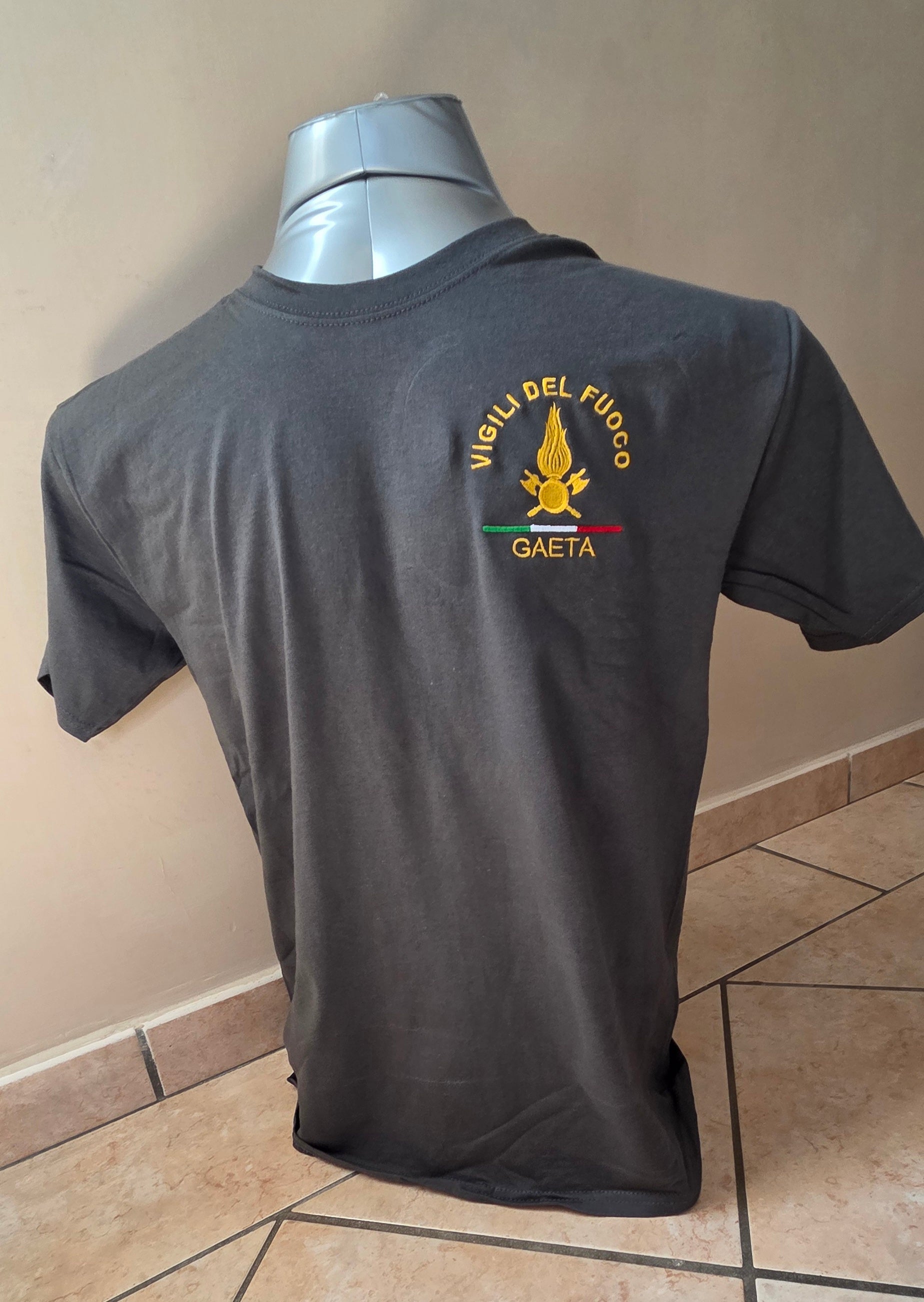 T-Shirt Maglia Vigili del Fuoco VDF Logo Davanti+Scritta Ricamata Personalizzata a "Scelta"Grigio/Scuro