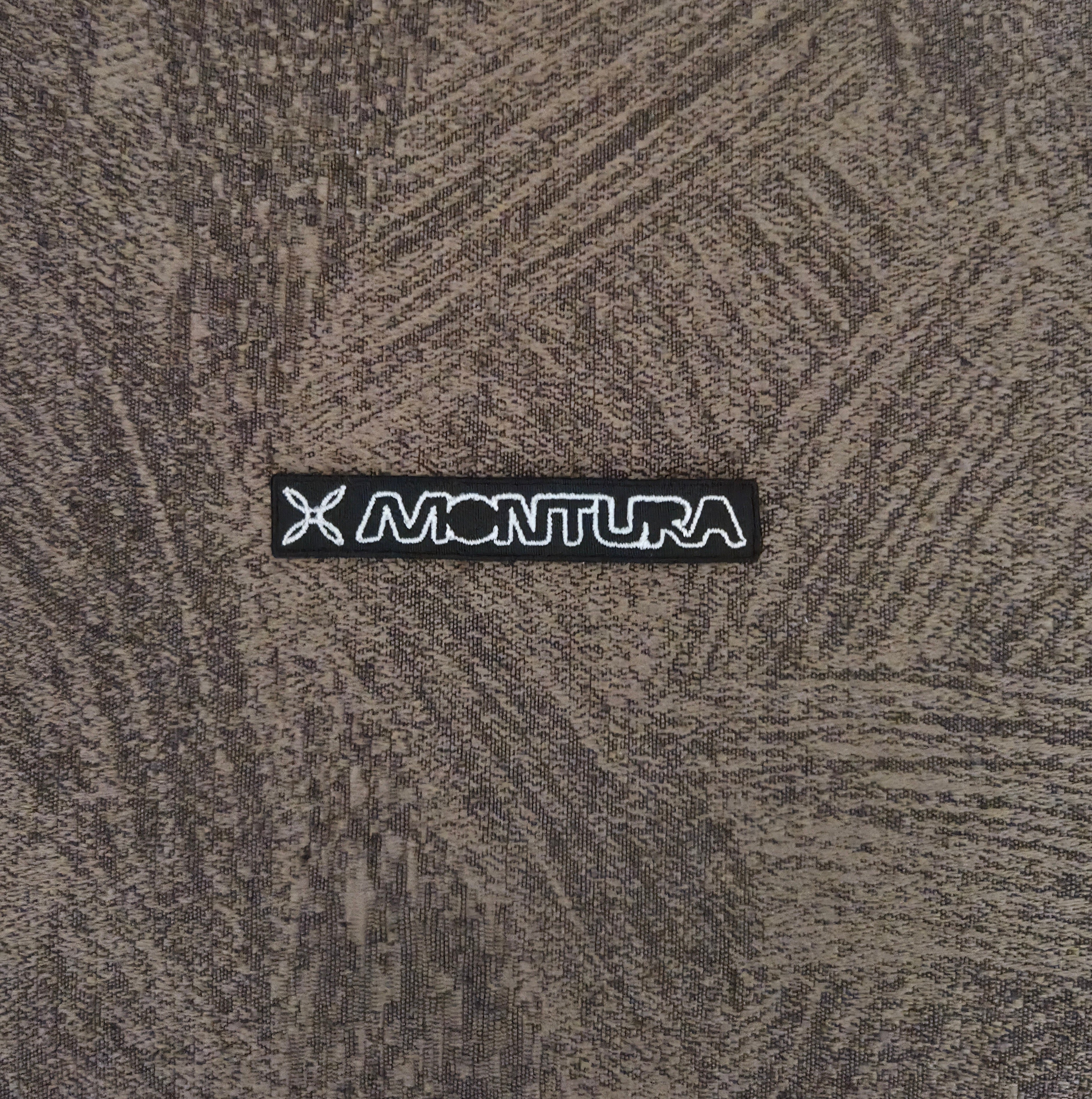 Patch Toppa Replica Montura 8x1,5cm Ricamata Termoadesiva e da Cucire