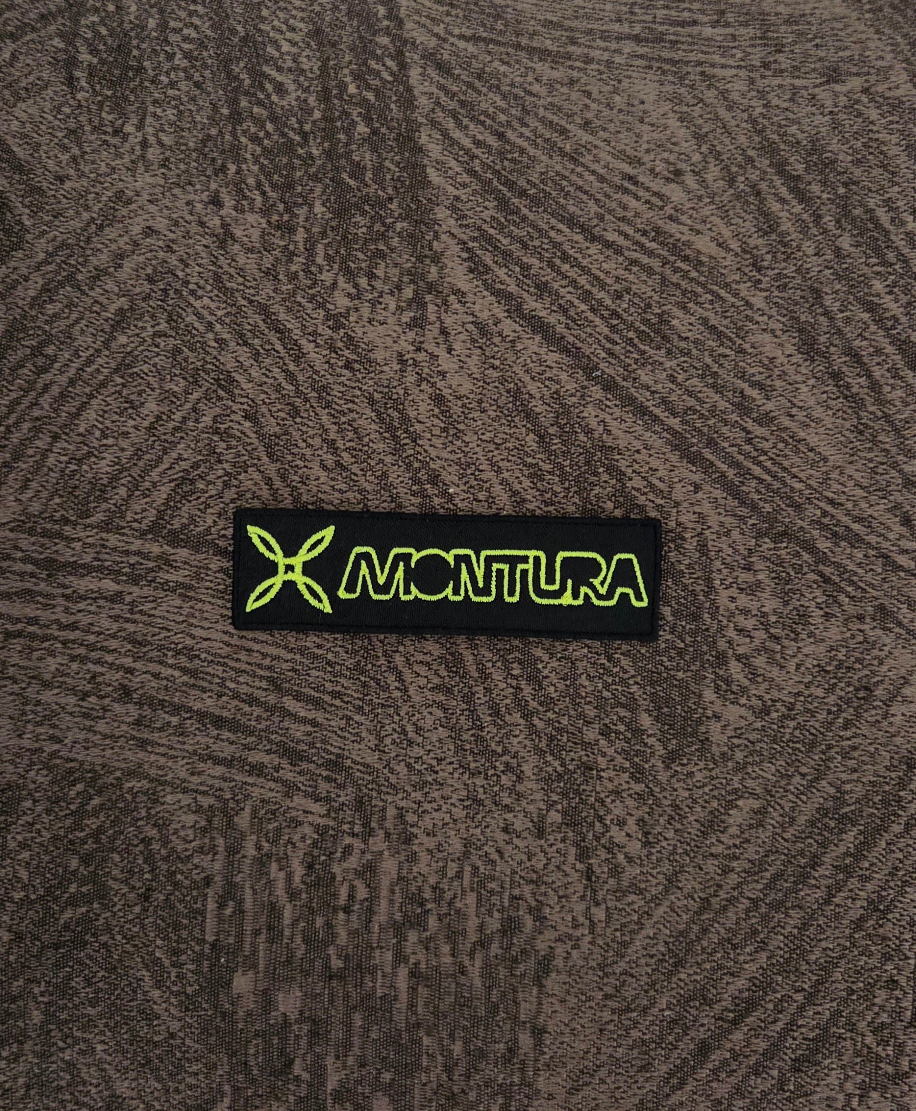 Patch Toppa Replica Montura Ricamata Termoadesiva e da Cucire 9x2.5cm