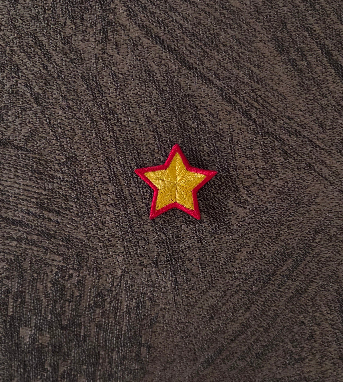Patch Toppa Stemma Calcio Stella Ricamata Termoadesiva e da Cucire 3.8cm