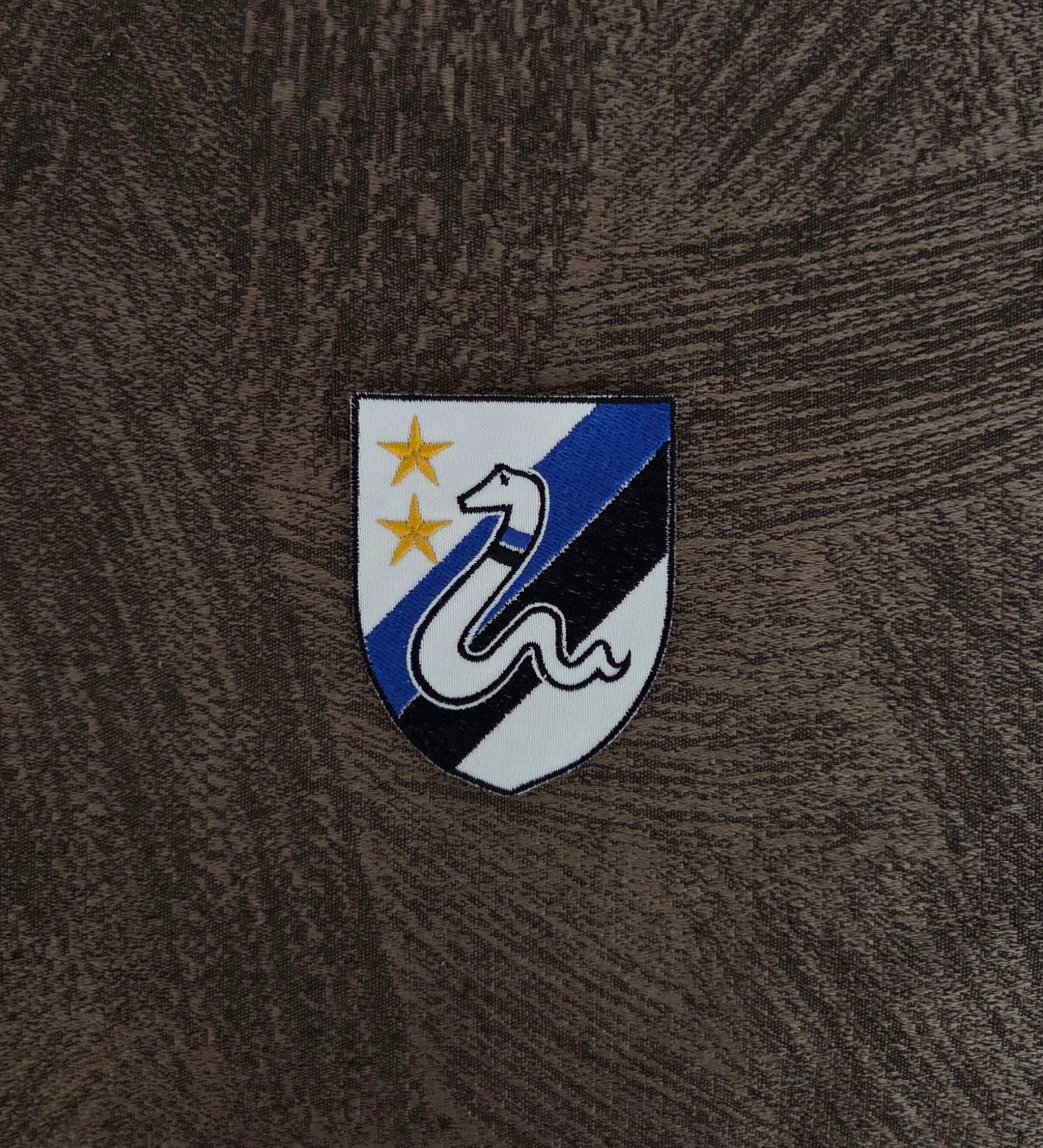 Patch Toppa Stemma Calcio Inter Biscione 7.5x6.2cm Ricamata Termoadesiva e da Cucire!