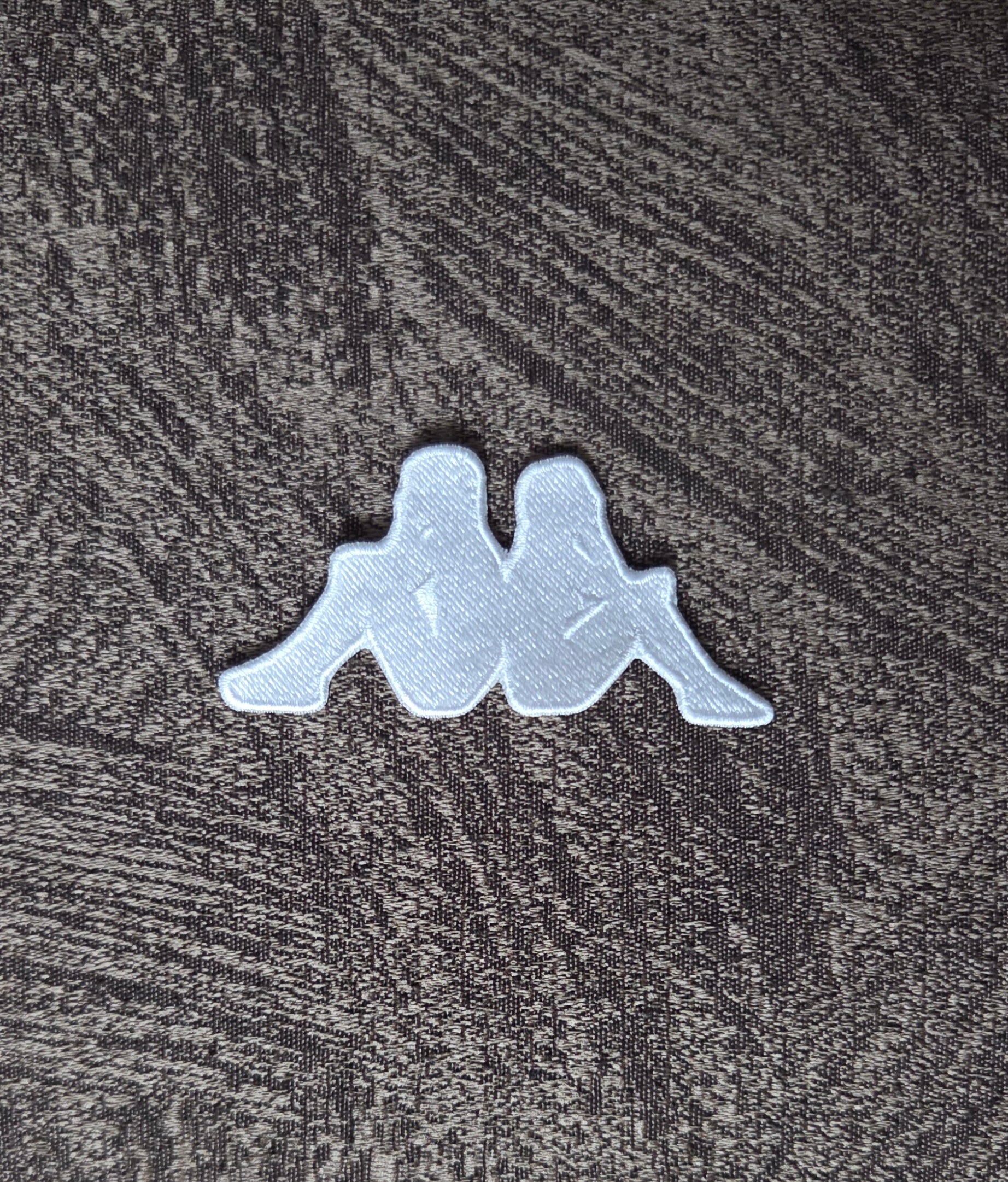 Patch Toppa Ricamata Replica Kappa 8X4cm Bianca Termoadesiva e da Cucire