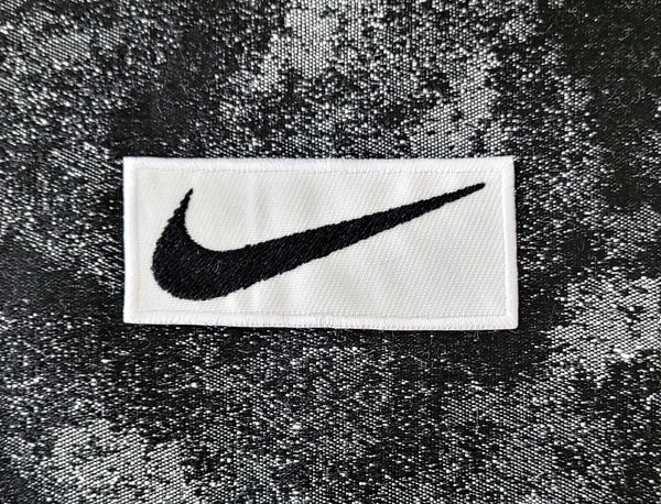 Parche Réplica Marca Nike Bordado Termoadhesivo o Cosido 7.5x3cm