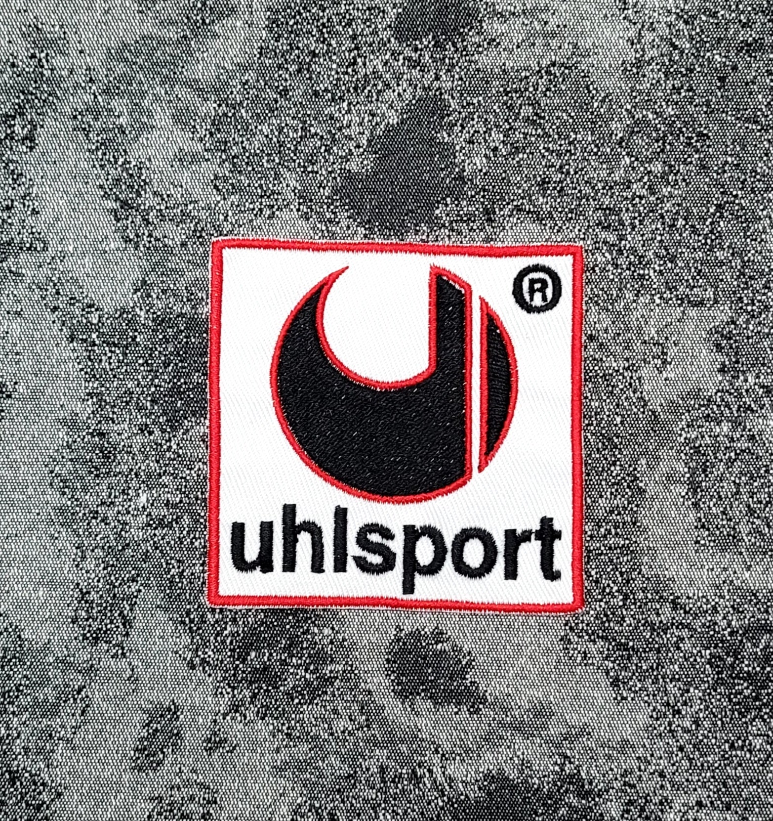 Patch Toppa Replica uhlsport 7,5x7,5cm Ricamata Termoadesiva o da Cucire
