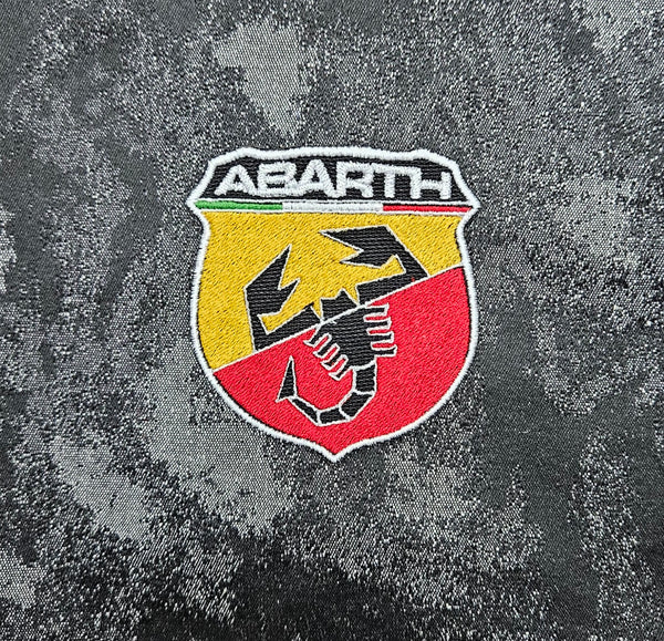 Parche Abarth bordado termoadhesivo o para coser de 8,5 x 8 cm