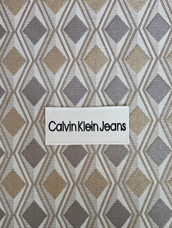 Patch Toppa Replica Calvin Klein Jeans 8.5x4cm Ricamata Termoadesiva e da Cucire