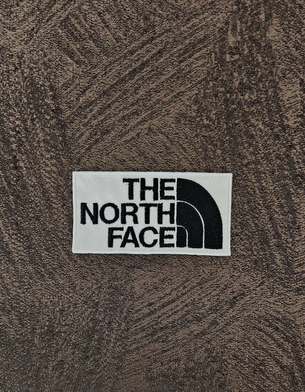 Patch Toppa Replica The North Face Ricamata Termoadesiva o da Cucire 9x4.5 cm