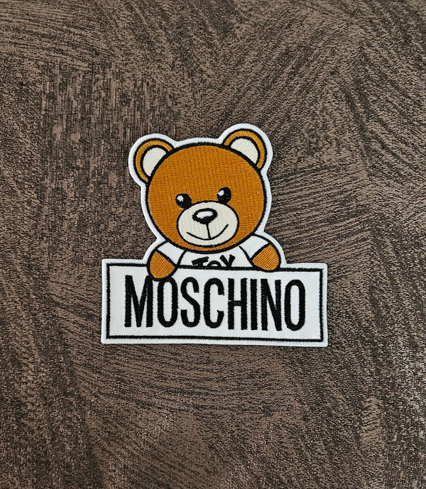 Patch Toppa Ricamata Replica Brand Moschino Termoadesiva o da Cucire 12X12 CM