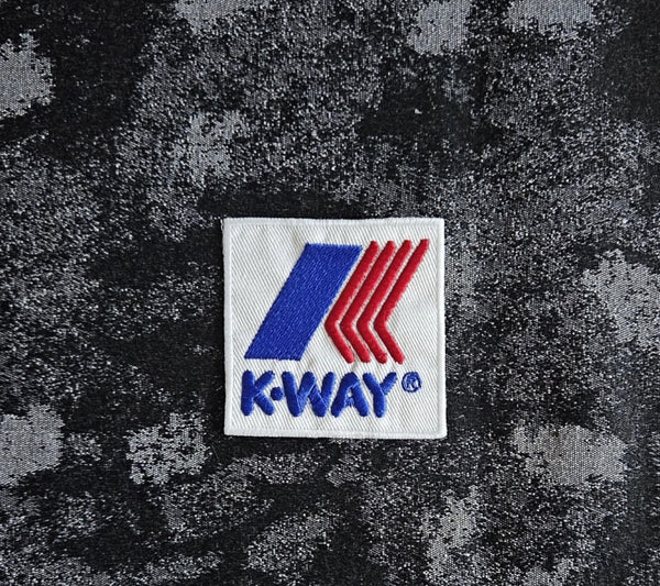 Patch Toppa Replica K-WAY 7x7cm Kway Ricamata Termoadesiva e da Cucire