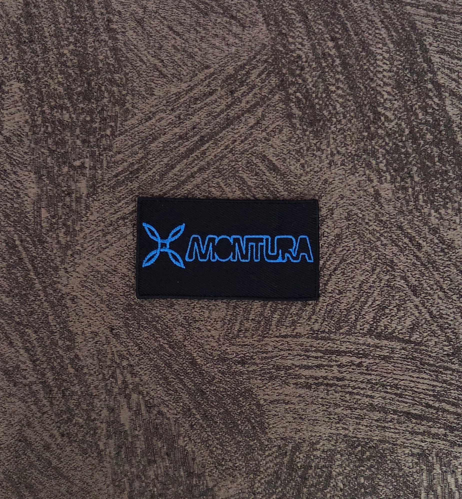 Patch Toppa Replica Montura 8.5x5cm Ricamata Termoadesiva e da Cucire