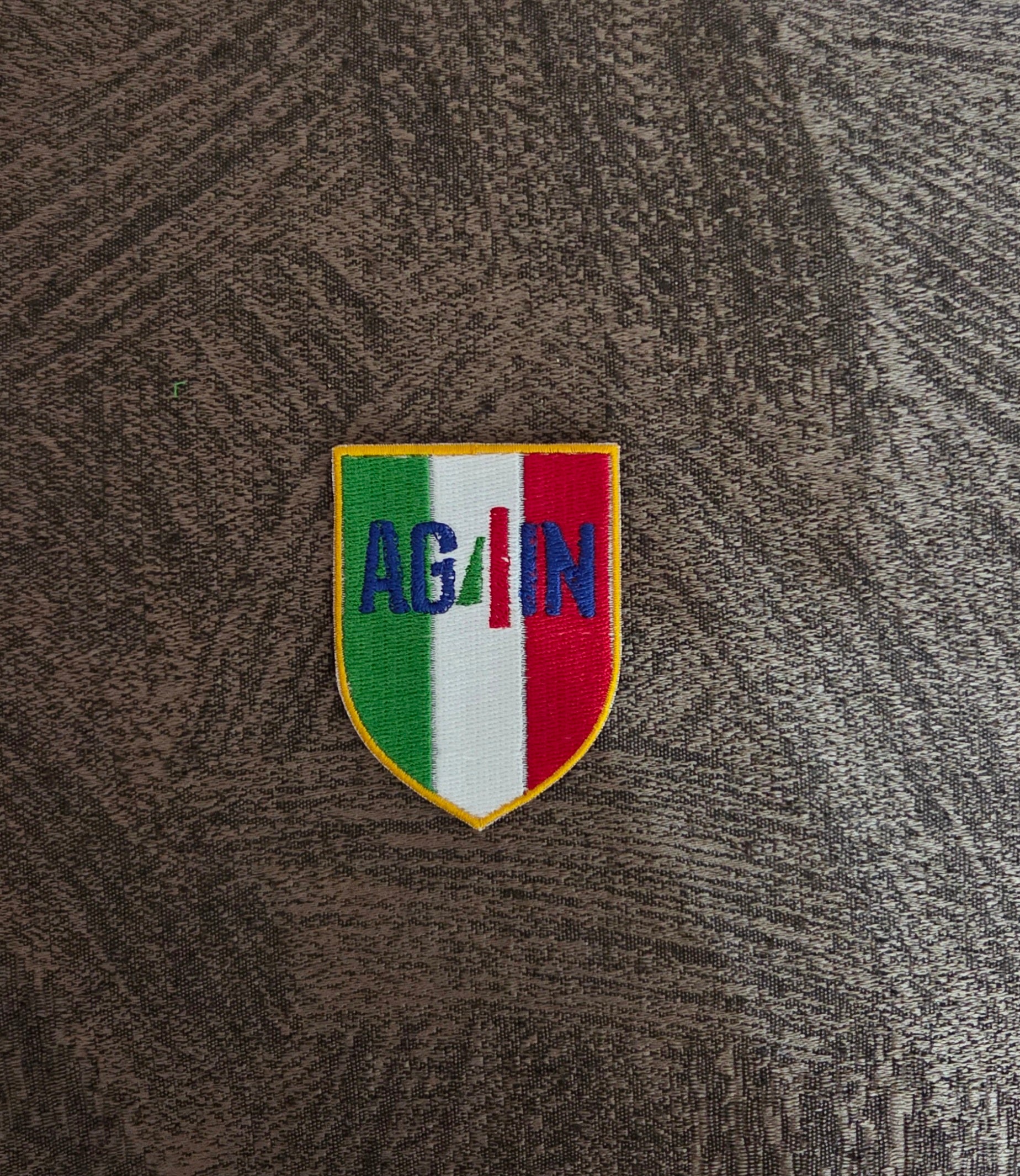 Patch Toppa Napoli 4 Scudetto  Again 6,5x5cm Ricamata Termoadesiva e da cucire