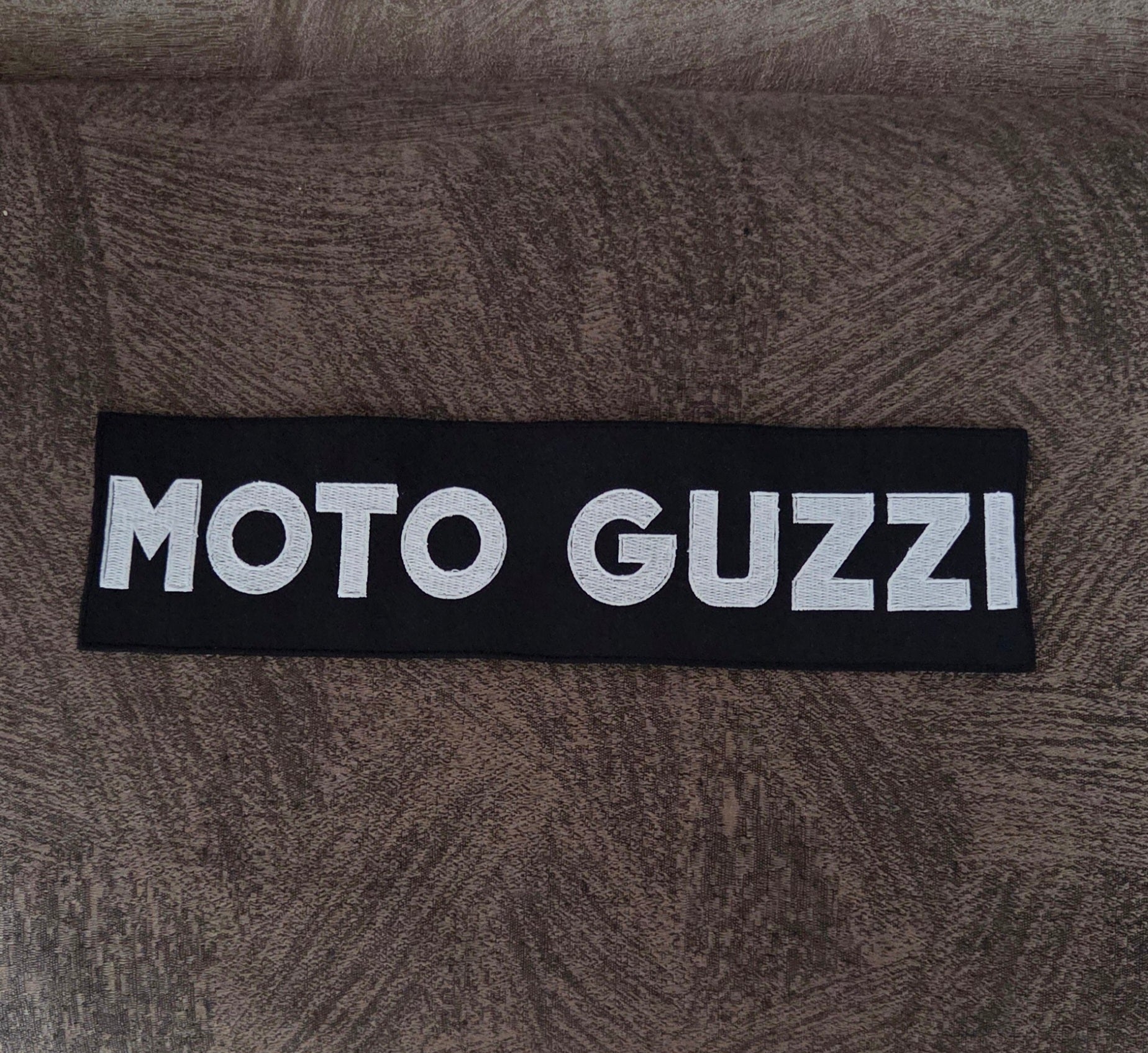 Patch Toppa Moto Guzzi Ricamata Termoadesiva e da Cucire 27x7cm