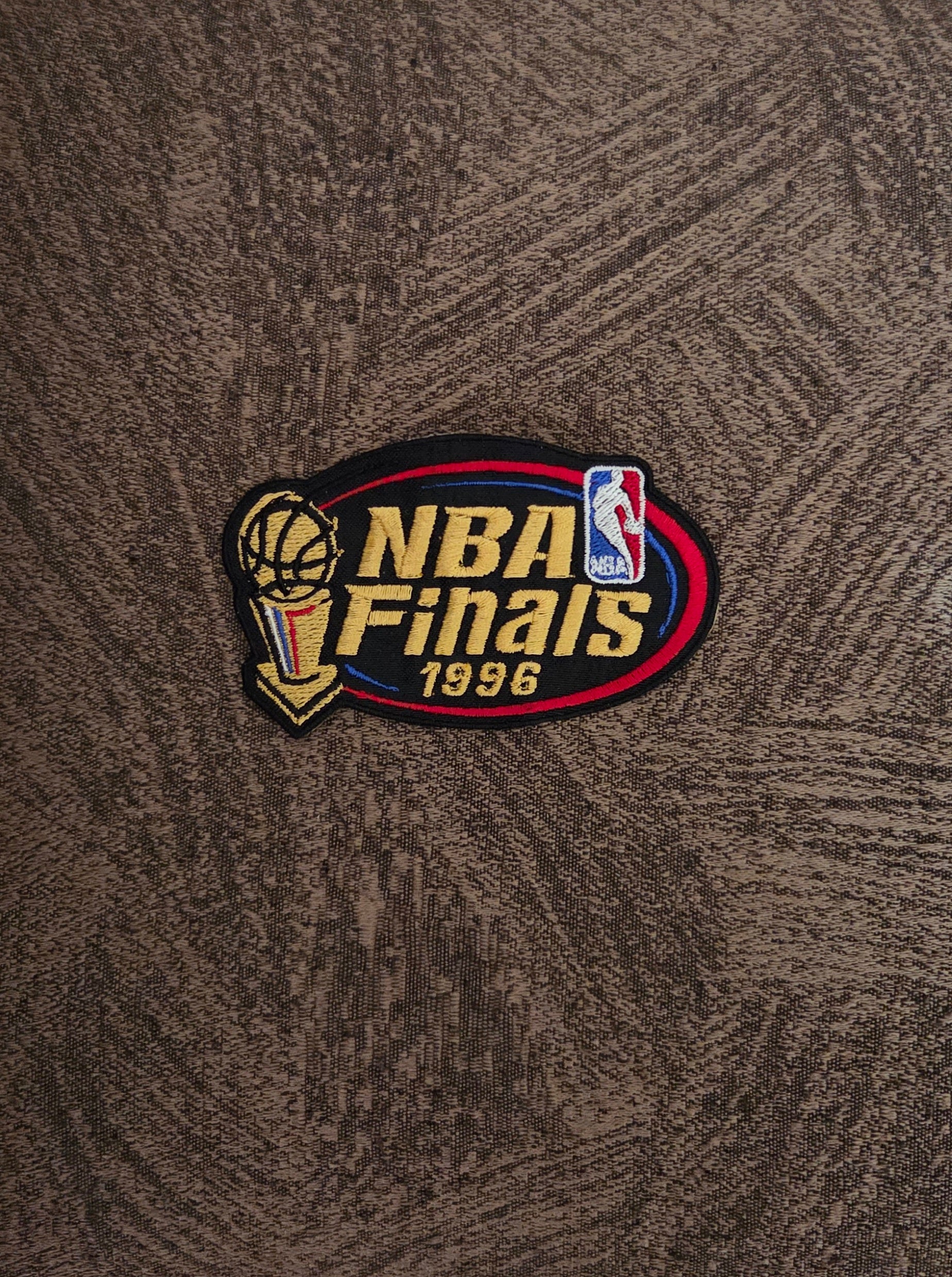 TOPPA PATCH NBA FINALS 1996  9.5x5.5cm Ricamata Termoadesiva e da Cucire