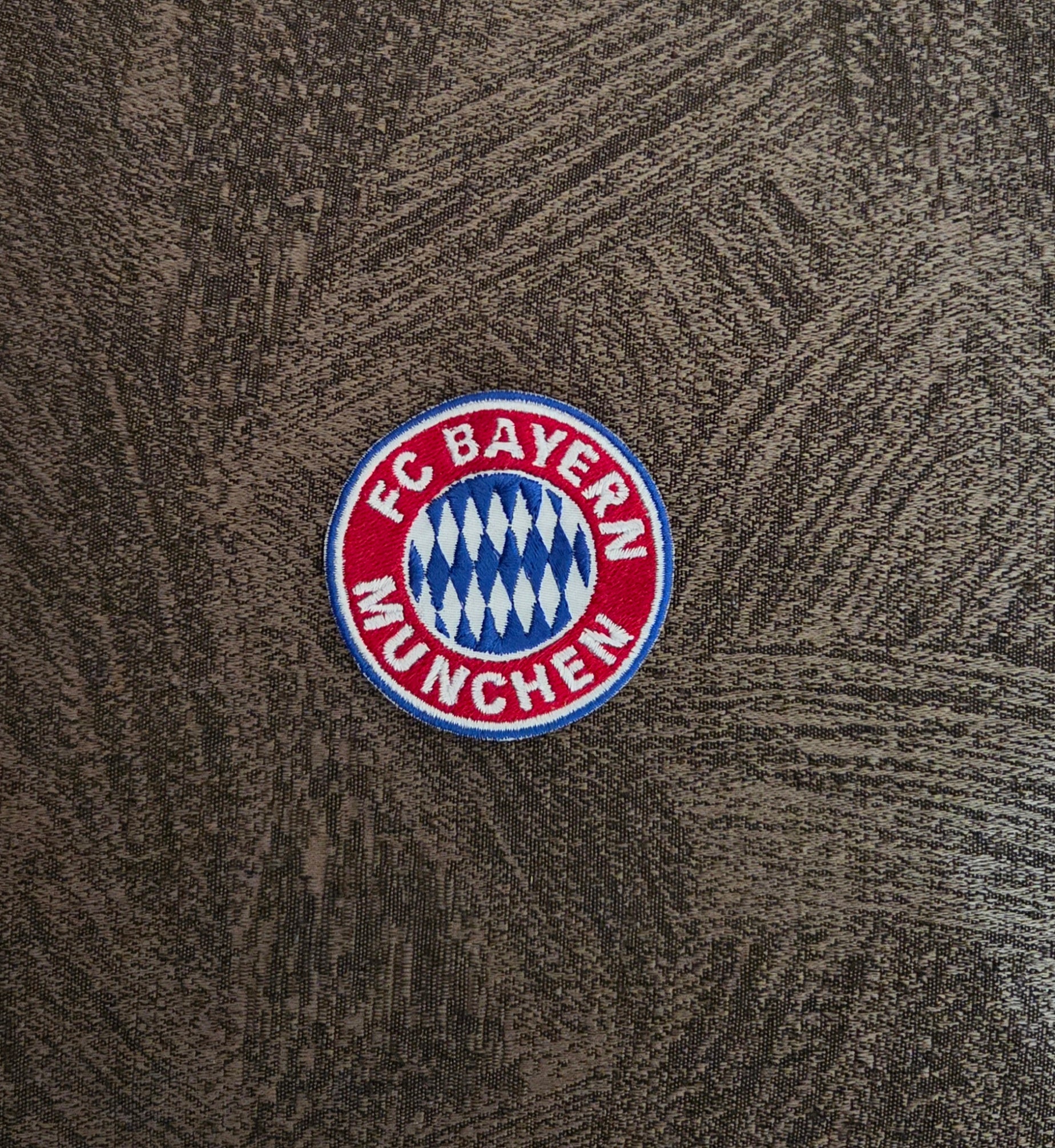 Patch Toppa Ricamata Bayern Munchen Monaco Termoadesiva o da Cucire 6X6 CM