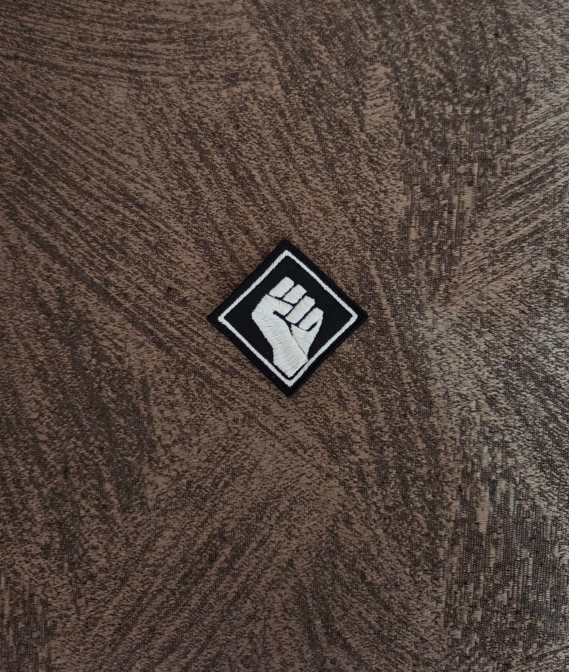 Patch Toppa Ricamata Rotterdam Rave Termoadesiva e da Cucire 4x4cm