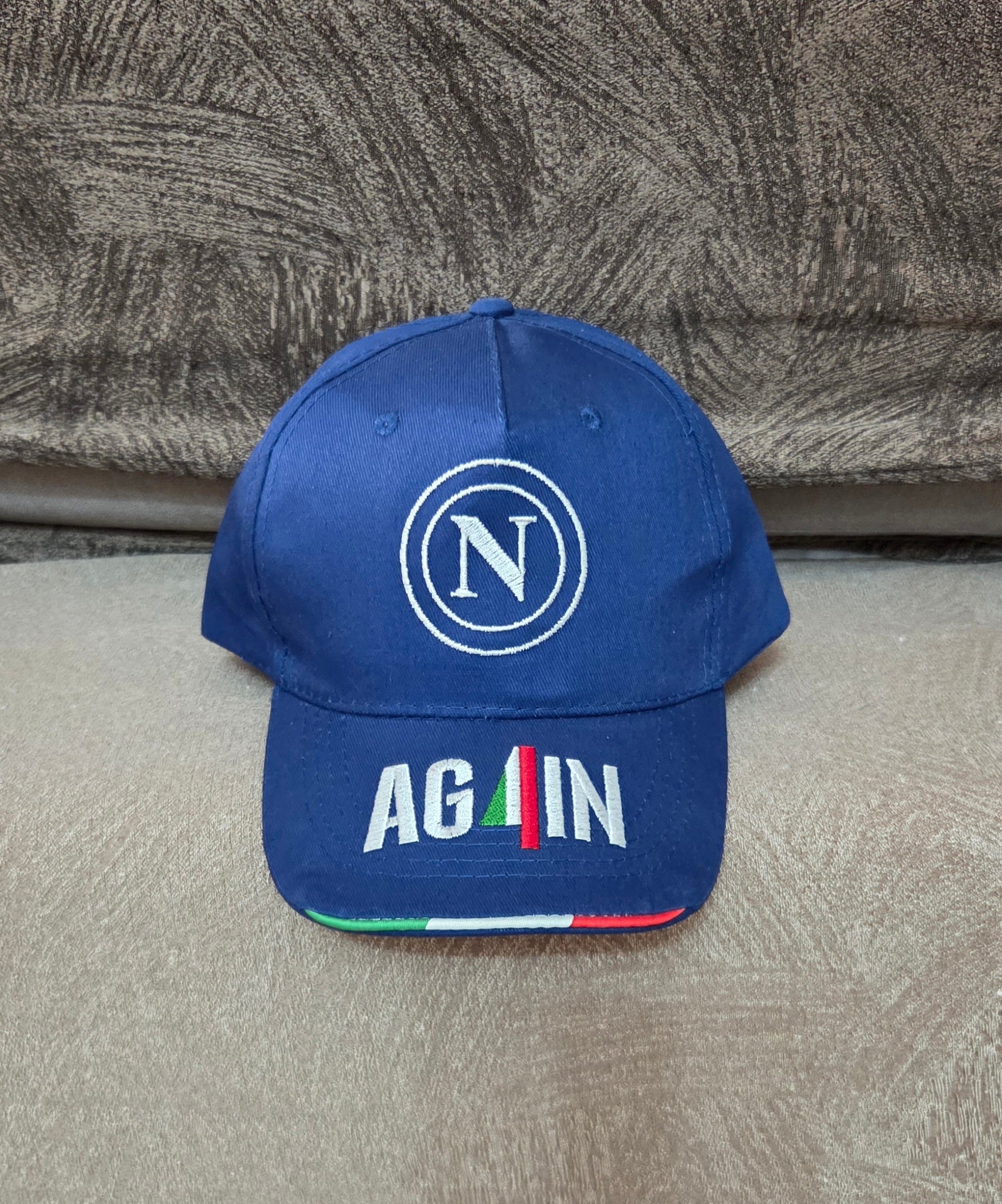 Napoli Again Berretto Cappello Tricolore Ricamato Colore Blu/Scuro