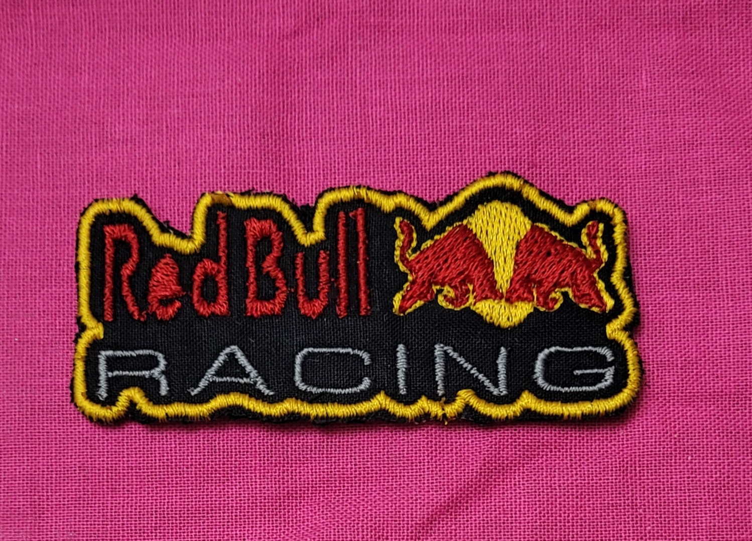Patch Toppa Ricamata Red Bull Racing Termoadesiva o da Cucire 7,7X3,5 CM
